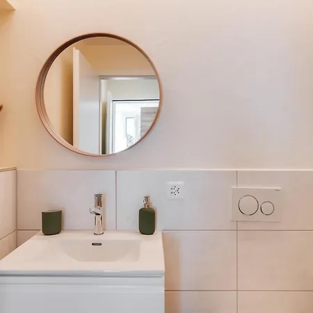 Lägenhet Bijou Lohnerblick - Sonnig Mit Terrasse&bergsicht