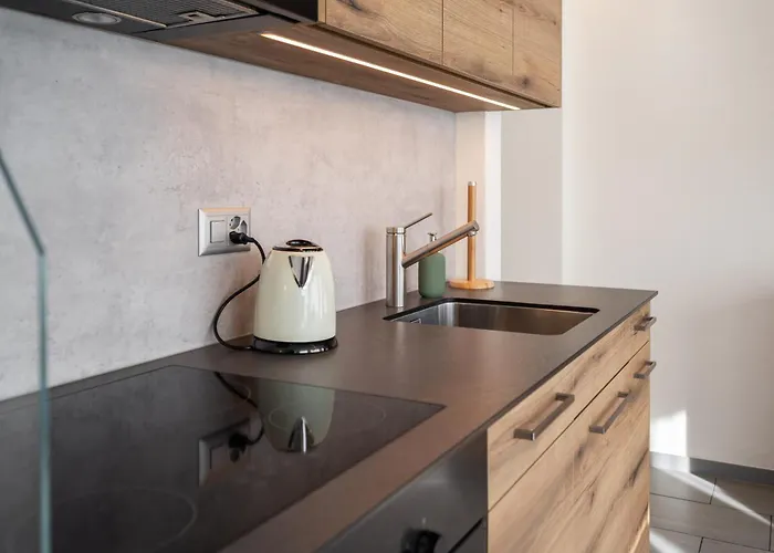 Bijou Lohnerblick - Sonnig Mit Terrasse&bergsicht דירה *